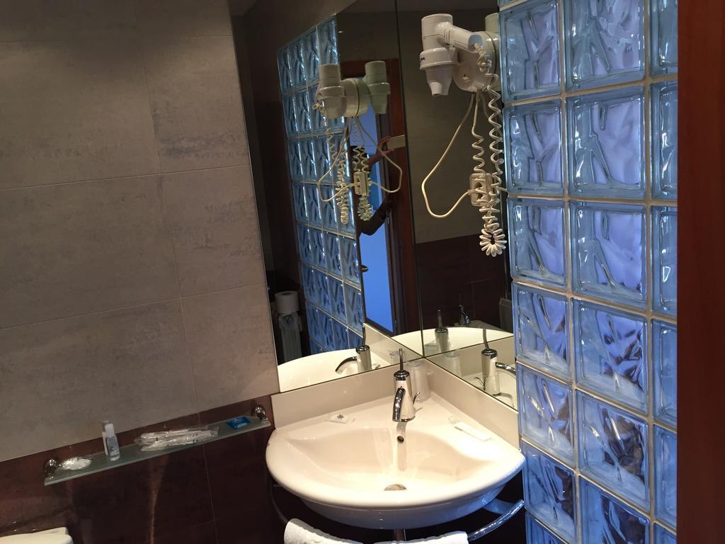 Motel Abalo Catoira Екстер'єр фото
